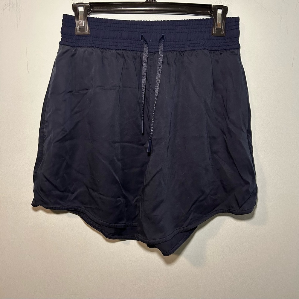 Lululemon Feeling Femme True Navy Blue Athletic Shorts Size 6